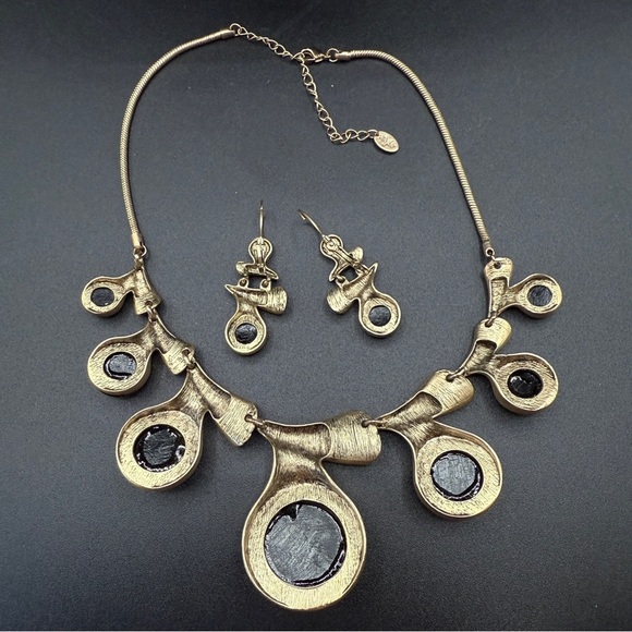 Brutalist Brushed Gold and Marbled Orange Jewelry Set of Earrings and Necklace - Picture 16 of 17